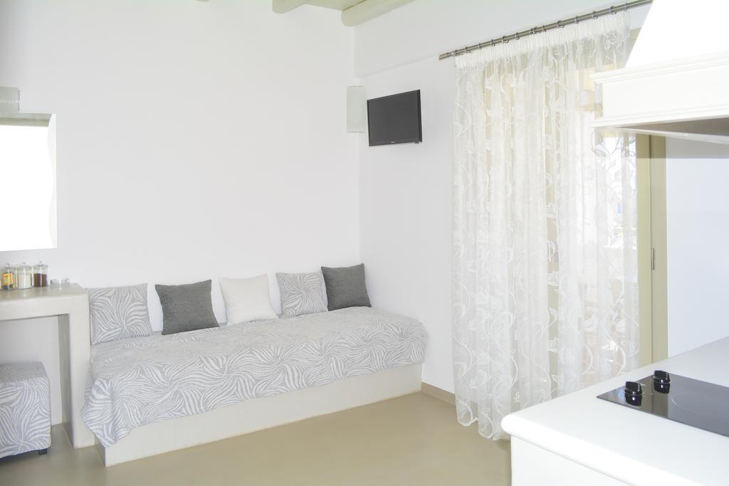 Notos Studios Schoinoussa Buitenkant foto